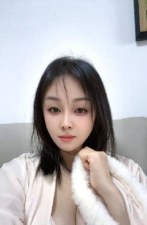 南山白嫩风骚少妇