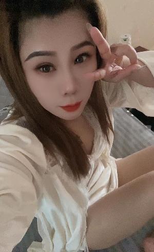 体验花式丝足小姐姐