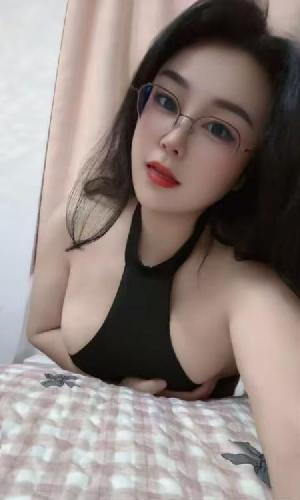 浦东泻火眼镜骚女