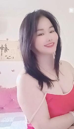 服务型D胸翘臀骚妇