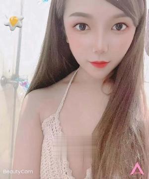 怎么说呢，有女朋友的感觉。