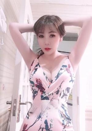 口活很好的小少妇