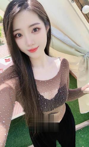 性感水多嫩妹晓洛