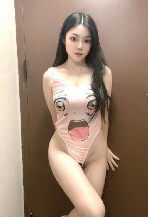 丰满大胸服务型小玉