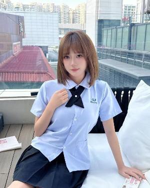 南山清纯小美女安安