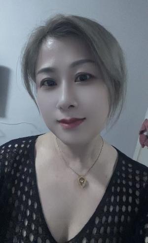 性价比大奶熟女