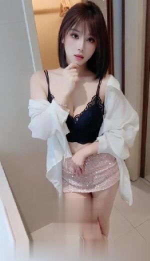 高挑丰满年轻妹妹