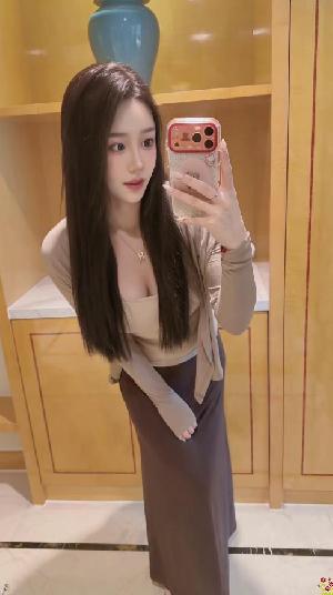 清纯妹子配合默契度超高 