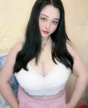 丰满丰乳巨臀熟女