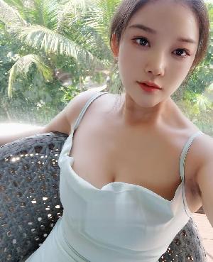 妩媚温柔美少妇