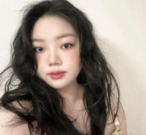 天府二街便宜大码女孩