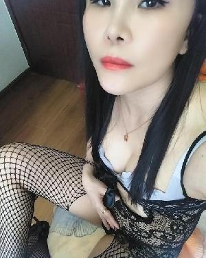 技术小姐姐