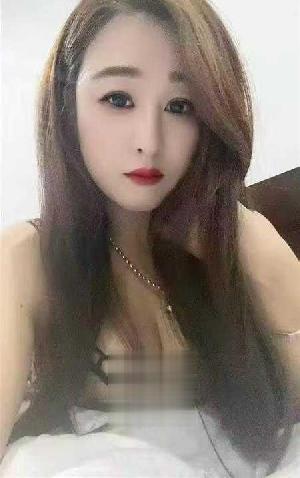 湖州妹子有制服会喷水