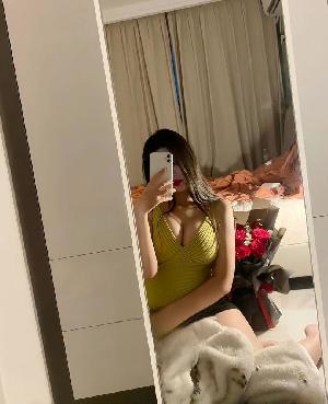 极品身材火辣小姐姐兼职可以约