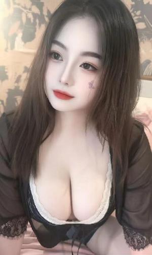 东湖丰满巨乳知夏