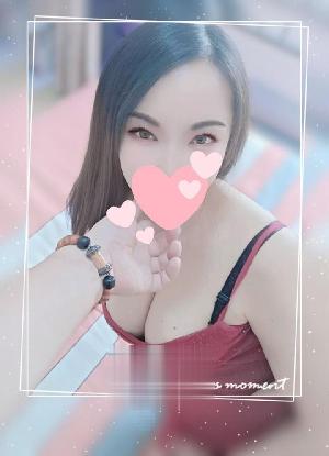 大奶兼职轩轩