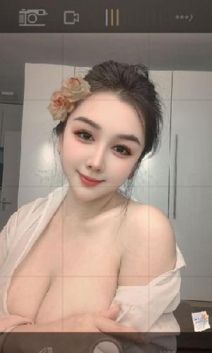 西塔轻熟女燕燕