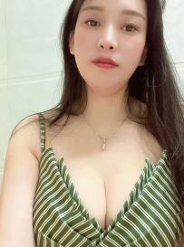 白云风骚大胸姐姐