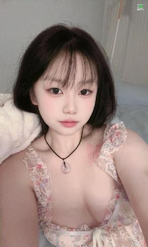 经开19岁肤白嫩妹