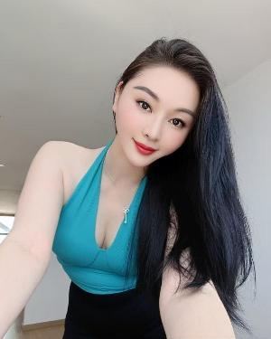 瑜伽健身女友娜娜