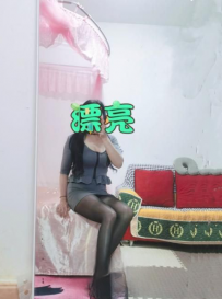 龙华深圳北小姐姐