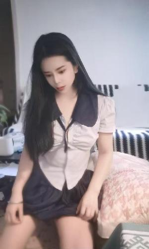 火辣制服少妇