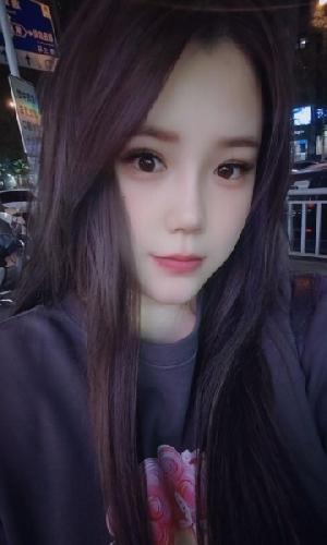 风骚G奶小姐姐