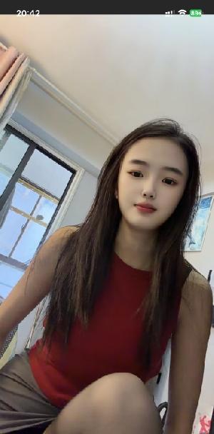 少有的三通爽翻嫩妹