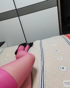 荷塘少妇媚姐
