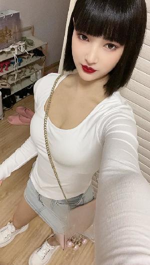 00号销魂白静粉嫩妹子