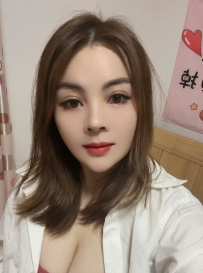 白云美女小娇