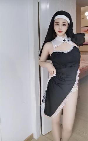 服务很到位的甜蜜姐姐
