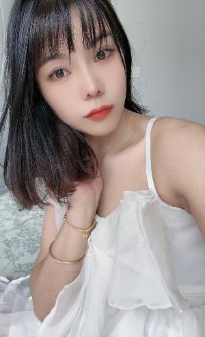 颜值高会夹服务好
