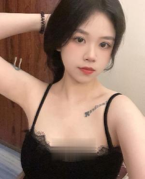 性感多汁粉嫩妹妹
