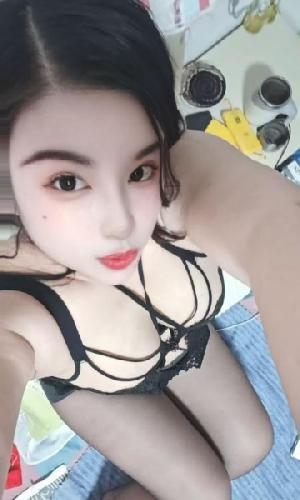 荔湾区肥臀大奶玲玲