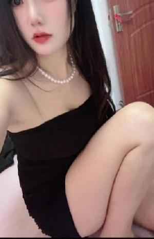 白嫩大奶珊珊