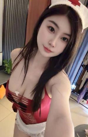 服务系紧致多汁少妇