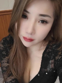 巨乳少妇