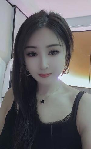 义乌白嫩甜妹小太阳