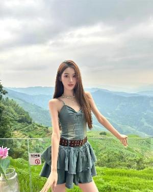 清纯甜美气质白小纯