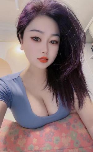 反食丰满大奶阿紫