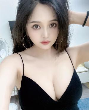 00后性感小美女逼紧水多
