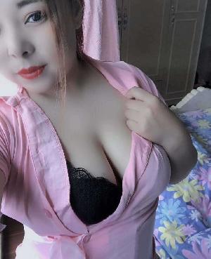 吹箫大奶子悦悦