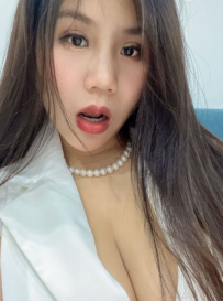 超级大胸