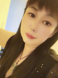 丰满小骚妹