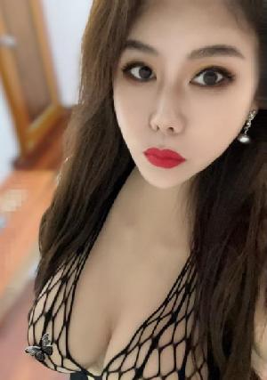 广州大肉弹翘臀妹子