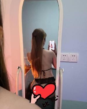 丝袜制服西西
