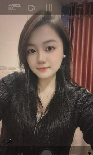 清纯反差妹
