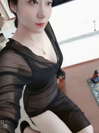 性感妩媚小妈
