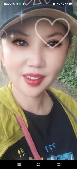 大胸很骚的少妇熟女